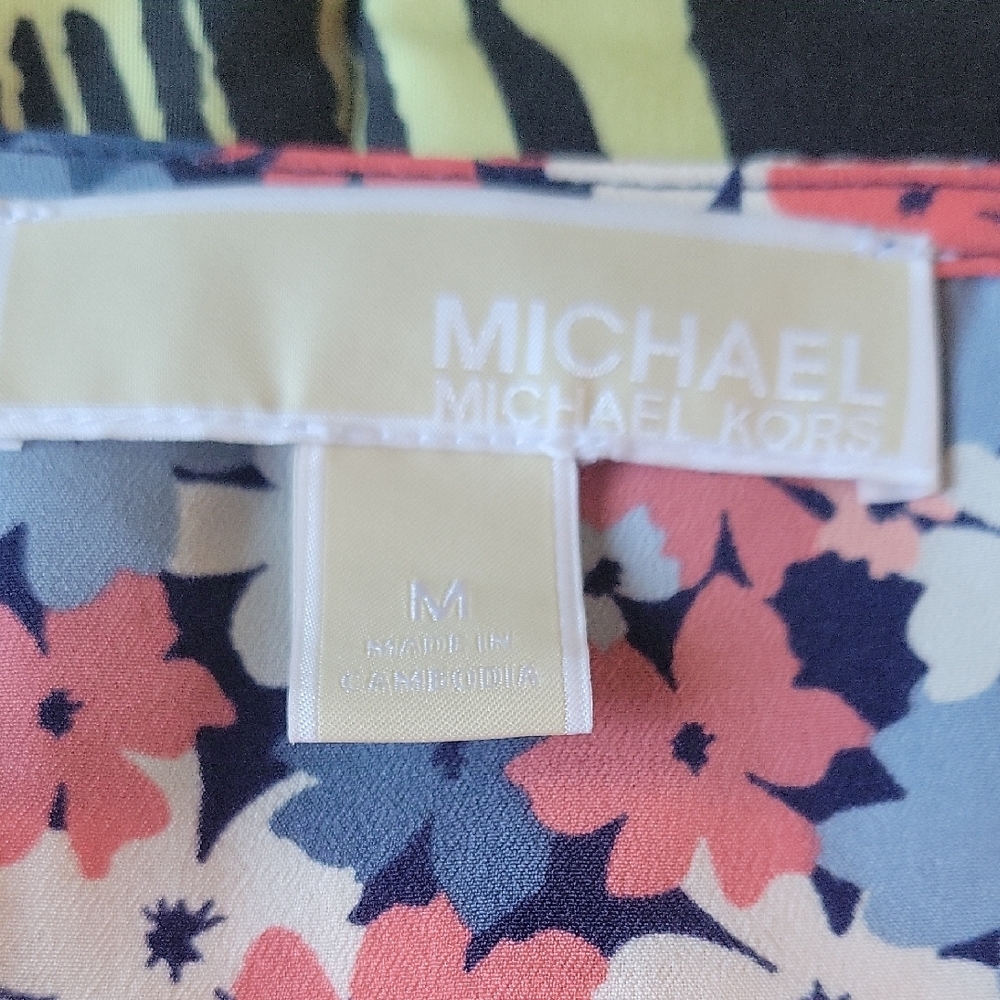 Michael Kors Floral Print Blouse - Coral/pink. Blue and White. - Picture 6 of 7